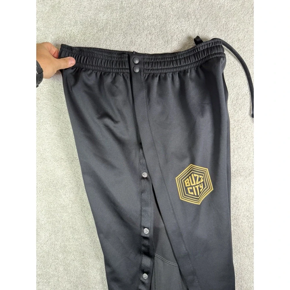 Charlotte Hornets Leaky Black** #12 Player Issued Jordan Buzz City Pants L Tall